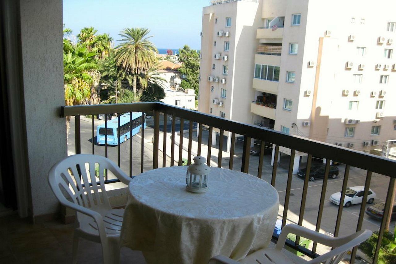 Staycentral Larnaca Exterior foto